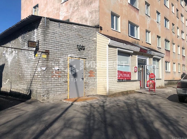 Помещения свободного назначения, 126 кв.м., Россия,  Мурманская область,  Кольский район,  Кола г.,  Миронова проспект, 9